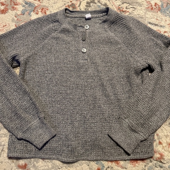 Old Navy Tops - Old Navy Gray Knit Sweater